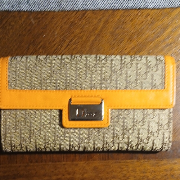 Athentoc Christian Dior Beige and Orange Wallet - Picture 1 of 16
